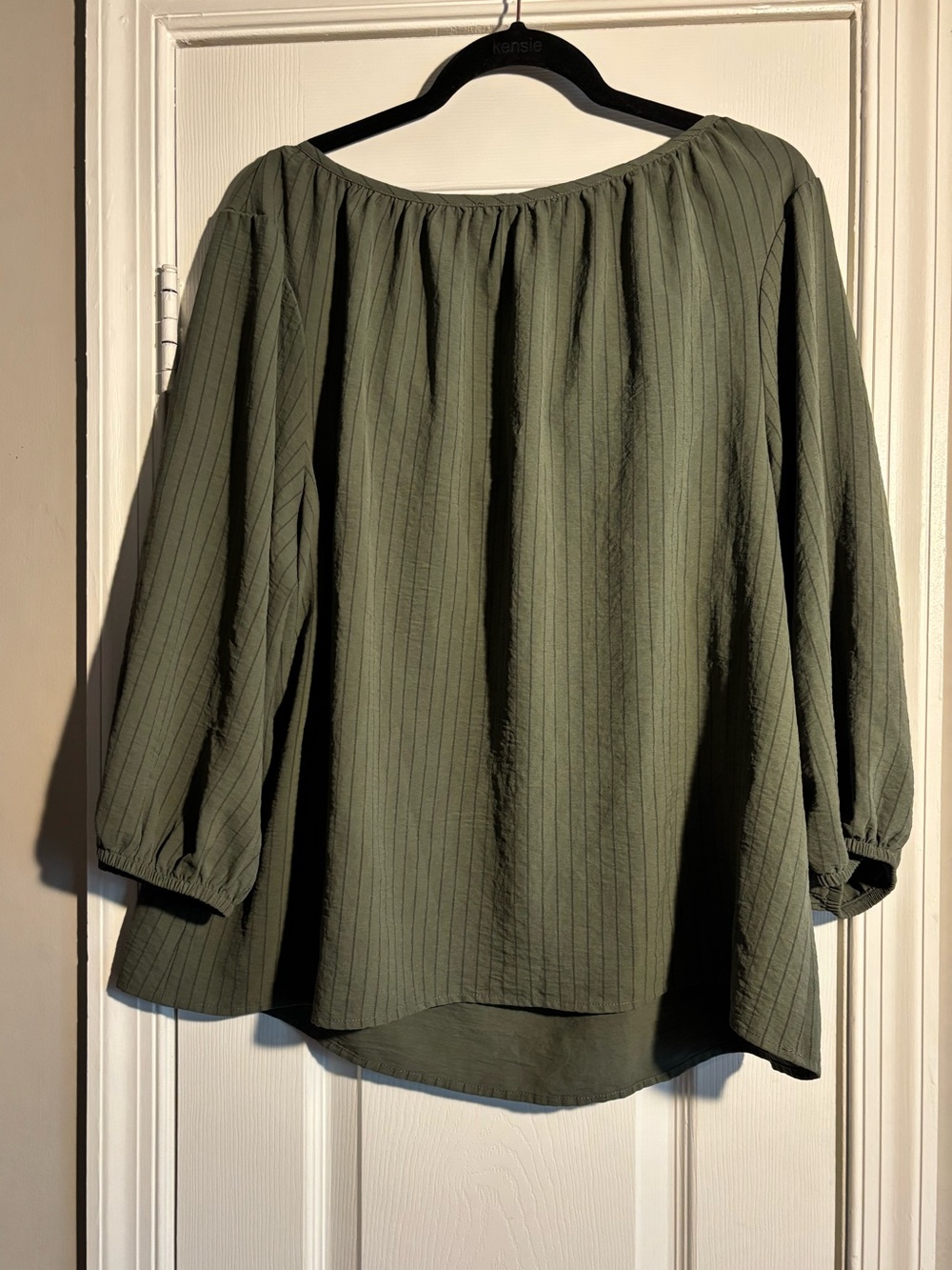 Olivia and Martin Peasant Blouse with Tie Neck size 2X - Picture 4 of 4